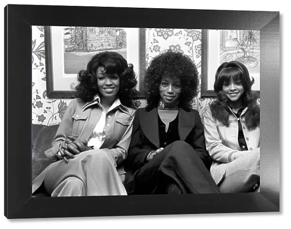 The Three Degrees: Pop Group. November 1974 S74-6591