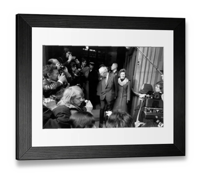 Framed Print : Mr Harold Wilson: Labour party leader seen here on General Election day 1974 Framed Print : Mr Harold Wilson: Labour party leader seen here on General Election day 1974