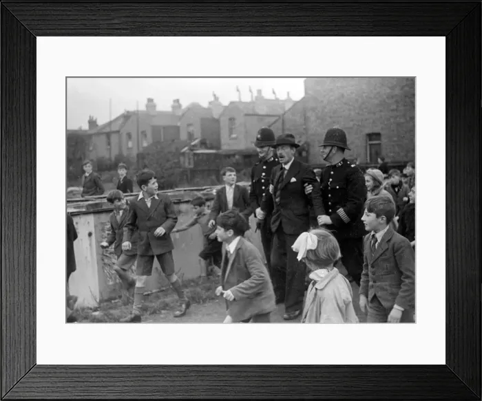 Framed Print : Alfieri. Police make an arrest during Invasion Exercises, Kingston, London Framed Print : Alfieri. Police make an arrest during Invasion Exercises, Kingston, London