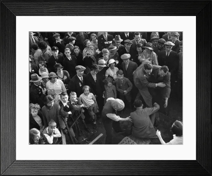 Framed Print : Crowds watching the Carnival parade through Kingston in celebration of King George V Framed Print : Crowds watching the Carnival parade through Kingston in celebration of King George V