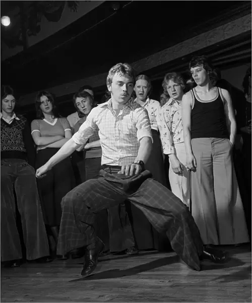 Wigan Casino Dancers 1975 dancing Northern Soul