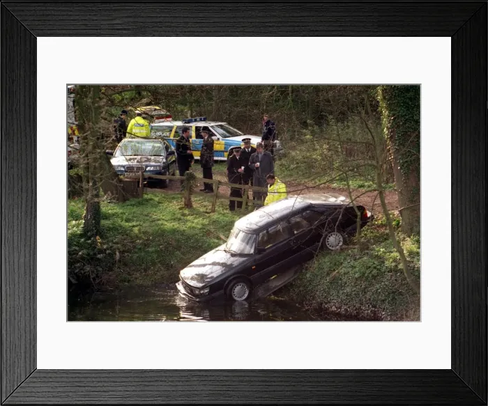 Framed Print : On location near the National Agricultural Centre, Stoneleigh Framed Print : On location near the National Agricultural Centre, Stoneleigh