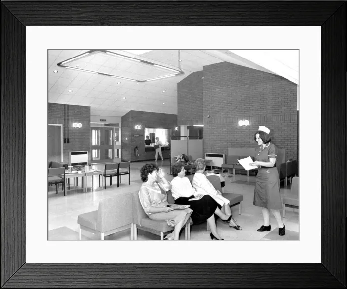 Framed Print : The new ante-natal clinic waiting area at Walsgrave Hospital, Coventry Framed Print : The new ante-natal clinic waiting area at Walsgrave Hospital, Coventry