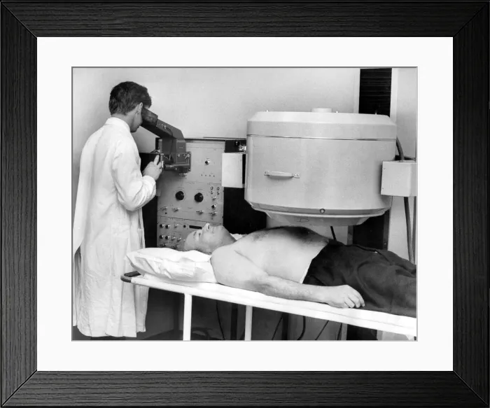 Framed Print : Gamma camera in use at Walsgrave Hospital, Coventry. 9th June 1970
