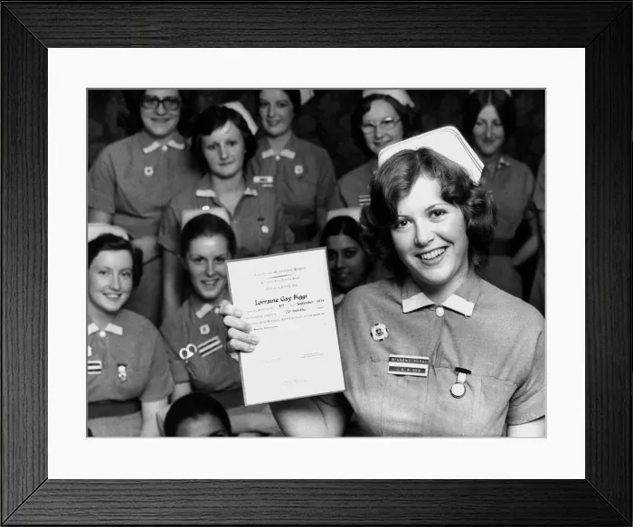Framed Print : Top orthopaedic nurse Lorraine Biggs with her graduation certificate at the Coventry Framed Print : Top orthopaedic nurse Lorraine Biggs with her graduation certificate at the Coventry