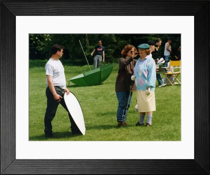 Framed Print : Televisions best-loved snob Hyacinth Bucket (Patricia Routledge) was Framed Print : Televisions best-loved snob Hyacinth Bucket (Patricia Routledge) was