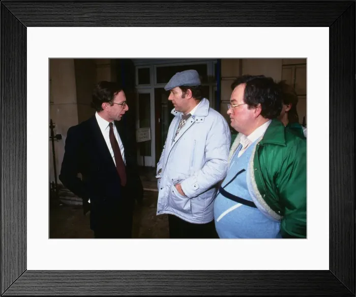 Framed Print : Malcolm Rifkind meets John Brannan (centre) 1987 Framed Print : Malcolm Rifkind meets John Brannan (centre) 1987