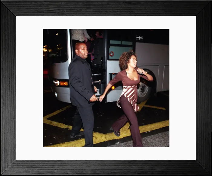 Framed Print : Mel B of The Spice Girls in Glasgow April 1998 on her way to The Appartments Framed Print : Mel B of The Spice Girls in Glasgow April 1998 on her way to The Appartments