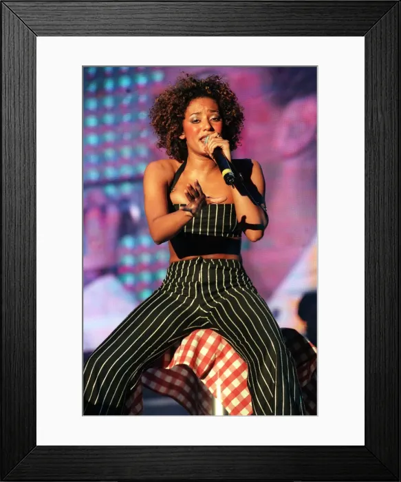 Framed Print : Mel B of The Spice Girls on stage at Glasgow SECC April1998 Framed Print : Mel B of The Spice Girls on stage at Glasgow SECC April1998