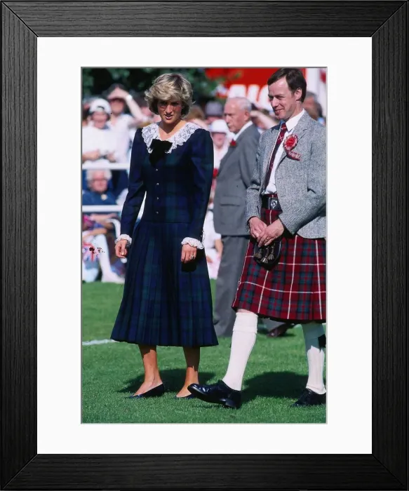 Framed Print : Princess Diana, Princess of Wales, on a walkabout at the Rothesay Highland Games Framed Print : Princess Diana, Princess of Wales, on a walkabout at the Rothesay Highland Games