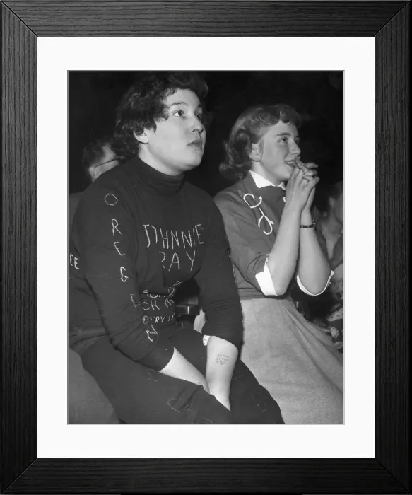 Framed Print : Johnnie Ray at Belle Vue. Two teenage fans wih Johnnie Framed Print : Johnnie Ray at Belle Vue. Two teenage fans wih Johnnie