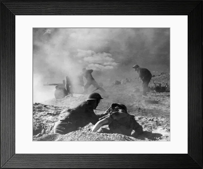 Framed Print : A British 8th Army (Desert Rats) 6 pounder artillery piece in action in the North Framed Print : A British 8th Army (Desert Rats) 6 pounder artillery piece in action in the North