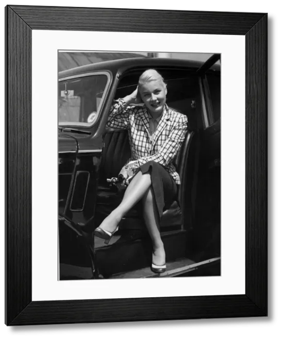 Framed Print : American film actress Barbara Payton. 25th July 1952 C3740 / 3 Framed Print : American film actress Barbara Payton. 25th July 1952 C3740 / 3