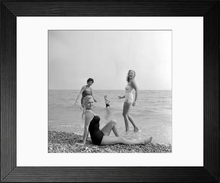 Framed Print : Girls in swimsuits at Hastings. 15th July 1958 Framed Print : Girls in swimsuits at Hastings. 15th July 1958