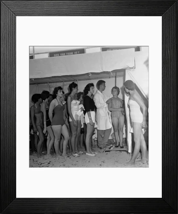 Framed Print : Backstage at the Sunday Mirror Beach Beauty contest contestants at Ventnor, UK Framed Print : Backstage at the Sunday Mirror Beach Beauty contest contestants at Ventnor, UK