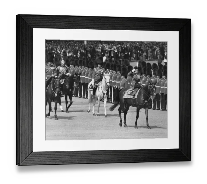 Framed Print : Queen Elizabeth II - The Trooping of the Colour Ceremony
