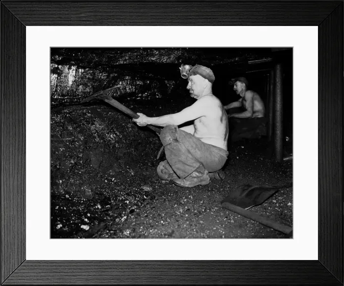 Framed Print : Coal miners working at the coal face in the Somerset coalfields, March 1946 OP403A Framed Print : Coal miners working at the coal face in the Somerset coalfields, March 1946 OP403A