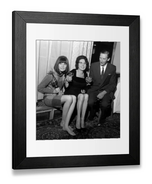 Framed Print : Pop singer Sandie Shaw holding the Mirror award for coming Number One in the Hit parade