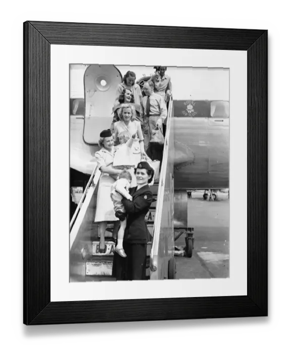 Framed Print : Employees of the Anglo - Iranian Oil Company seen here arriving at London Airport