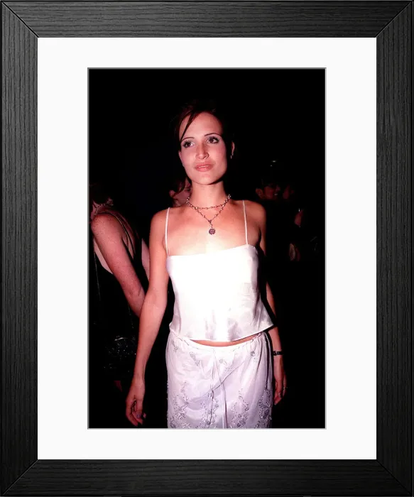 Framed Print : Model Sophie Anderton arrives early for the Spice Girls Party DM 98-1117