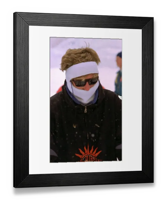 Framed Print : Diana Princess of Wales, wearing a headband while ski-ing on holiday in Lech, Austria Framed Print : Diana Princess of Wales, wearing a headband while ski-ing on holiday in Lech, Austria