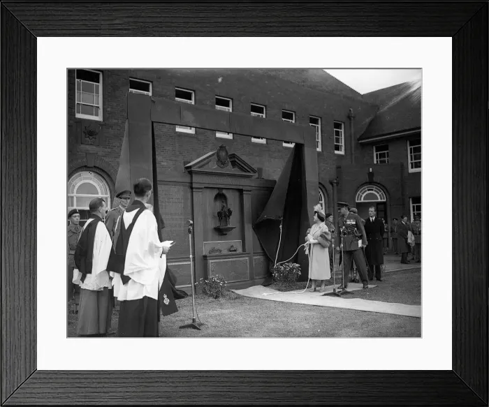 Framed Print : Queen Elizabeth (later The Queen Mother) as Commander in Chief of the Queen
