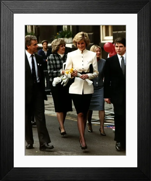 Framed Print : Diana, Princess of Wales on a visit to St Bartholomew Framed Print : Diana, Princess of Wales on a visit to St Bartholomew