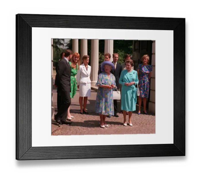 Framed Print : The Royal Family standing outside Clarence House on the 89th Birthday of the Queen Mother Framed Print : The Royal Family standing outside Clarence House on the 89th Birthday of the Queen Mother