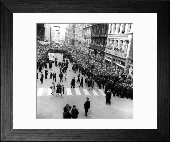 Framed Print : Pop Group The Beatles10 July 1964 Paul McCartney, Ringo Starr, John Lennon Framed Print : Pop Group The Beatles10 July 1964 Paul McCartney, Ringo Starr, John Lennon