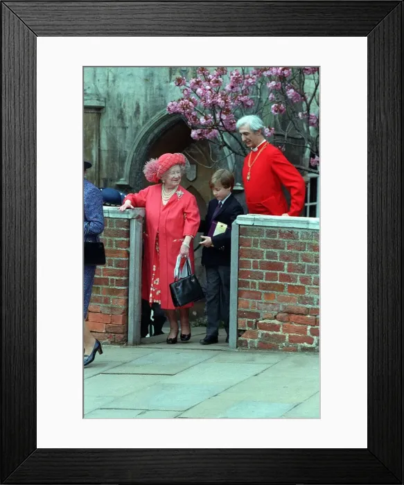 Framed Print : Queen Mother with Prince William April 92 coming out of Easter church service Framed Print : Queen Mother with Prince William April 92 coming out of Easter church service