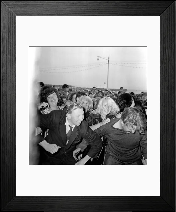 Framed Print : Beatles fans at the Futurist theatre in Scarborough, 9 August 1964