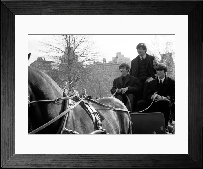 Framed Print : John Lennon, Paul McCartney and Ringo Starr in New York Framed Print : John Lennon, Paul McCartney and Ringo Starr in New York