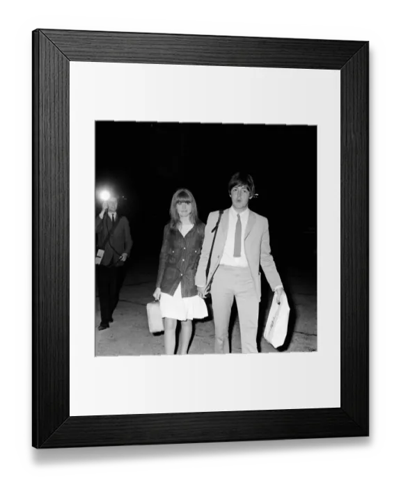 Framed Print : Paul McCartney and girlfriend Jane Asher return to London Airport after a holiday in