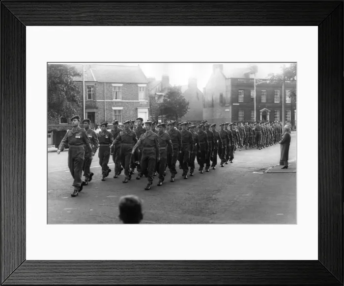 Framed Print : 439 Tyne L. A. A. T. A. Regiment marching through Tynemouth on the way to a Church Parade Framed Print : 439 Tyne L. A. A. T. A. Regiment marching through Tynemouth on the way to a Church Parade