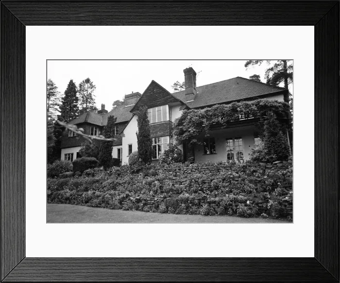 Framed Print : View of Ringo Starrs newly purchased home, Sunny Heights, St Framed Print : View of Ringo Starrs newly purchased home, Sunny Heights, St