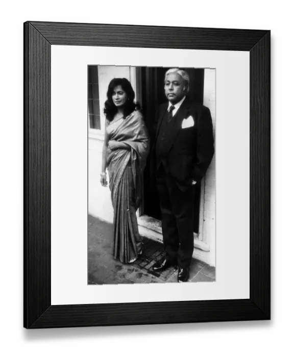 Framed Print : Oct 1974. Dr Emil Savundra aged 50 former head of the fire Auto