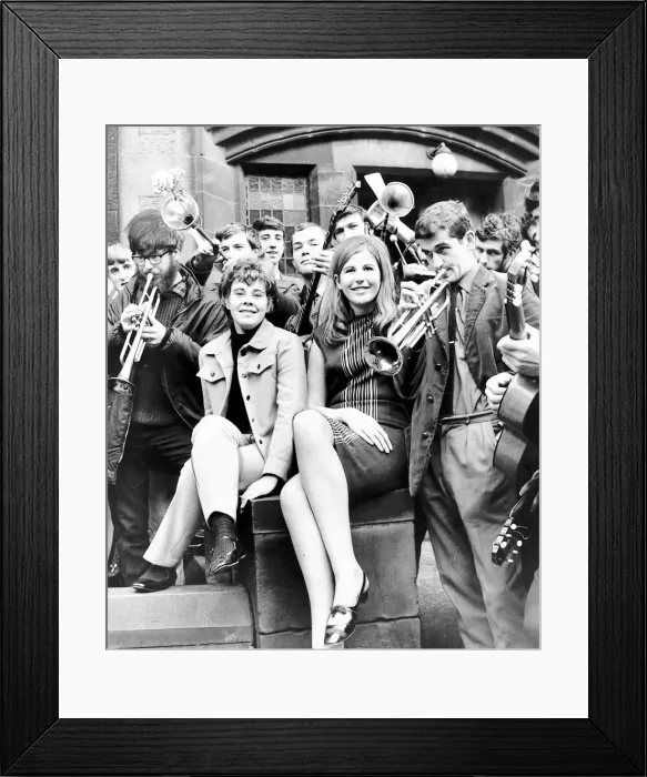Framed Print : Rag Dolls, Pat Redman, aged 21, from Wolverhampton (left) and Linda Major, aged 18 Framed Print : Rag Dolls, Pat Redman, aged 21, from Wolverhampton (left) and Linda Major, aged 18