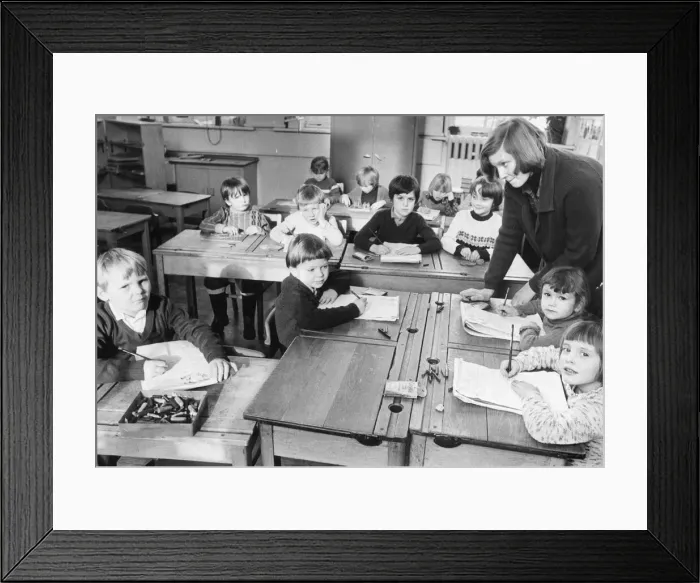 Framed Print : Teacher Pamela Nicholson at work with some of her pupils at Cramlington Colliery School