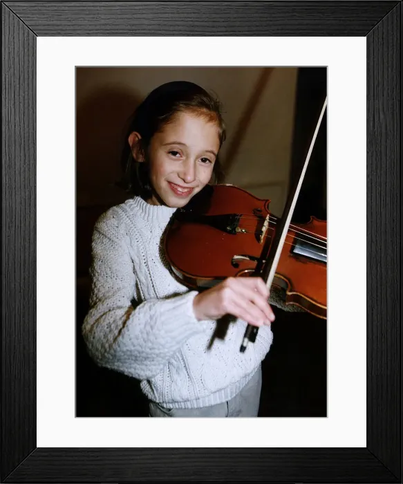 Framed Print : Walton Sextuplets Sarah Walton on the violin dbase Framed Print : Walton Sextuplets Sarah Walton on the violin dbase