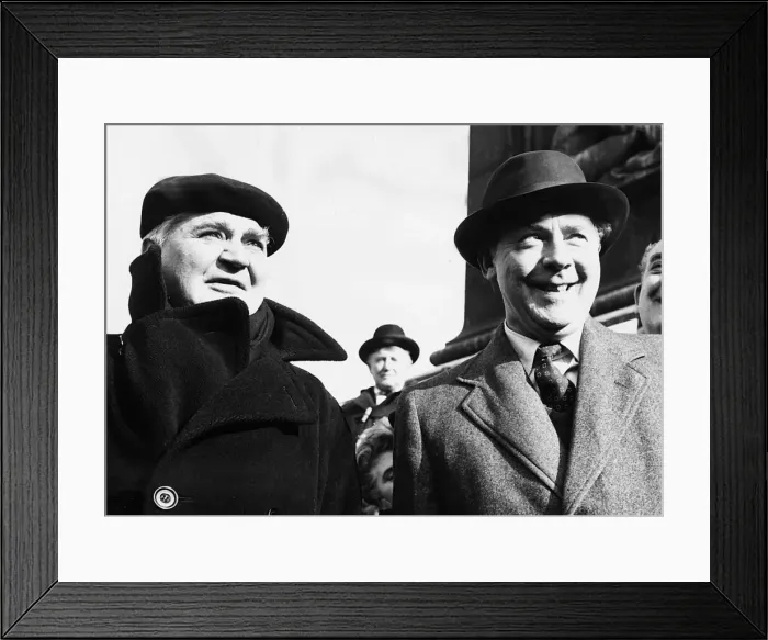 Framed Print : Aneurin Bevan (L) and Hugh Gaitskell Labour MPs 1958. On platform Framed Print : Aneurin Bevan (L) and Hugh Gaitskell Labour MPs 1958. On platform