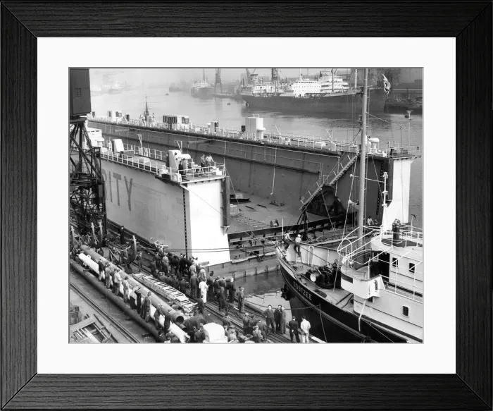Framed Print : This 400 foot floating dock, built by Swan Hunter and Wigham Richardson