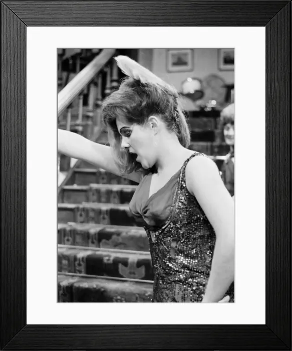 Framed Print : Lynn Redgrave on set of Georgy Girl, a world-wide smash Framed Print : Lynn Redgrave on set of Georgy Girl, a world-wide smash