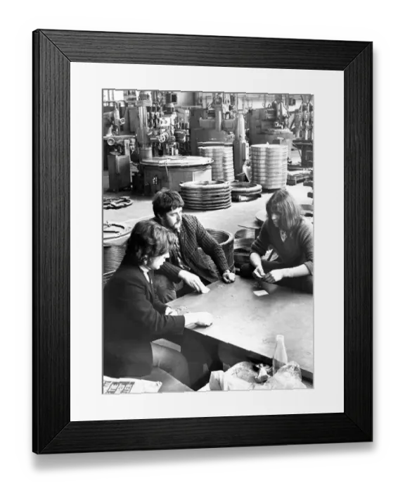 Framed Print : Workmen playing cards during a break at Leadgate Engineering in 1972