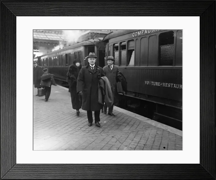 Framed Print : Delegates leave for the Inter - Allied conference in Paris - Lord Framed Print : Delegates leave for the Inter - Allied conference in Paris - Lord