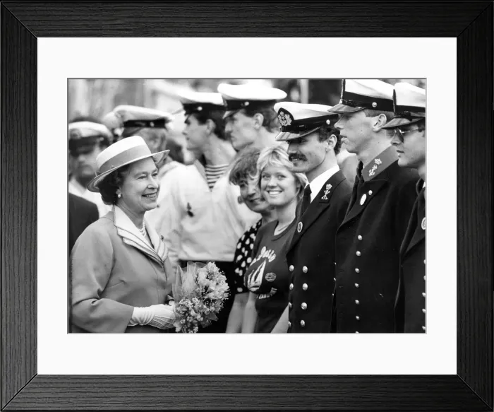 Framed Print : Queen Elizabeth II visits the North- East meeting Dutch officers Framed Print : Queen Elizabeth II visits the North- East meeting Dutch officers