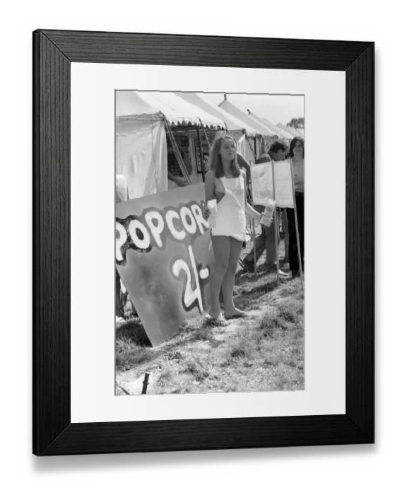 Framed Print : Popcorn Salesgirl Heather Binks at The Tenth National Jazz and Blues Festival Framed Print : Popcorn Salesgirl Heather Binks at The Tenth National Jazz and Blues Festival