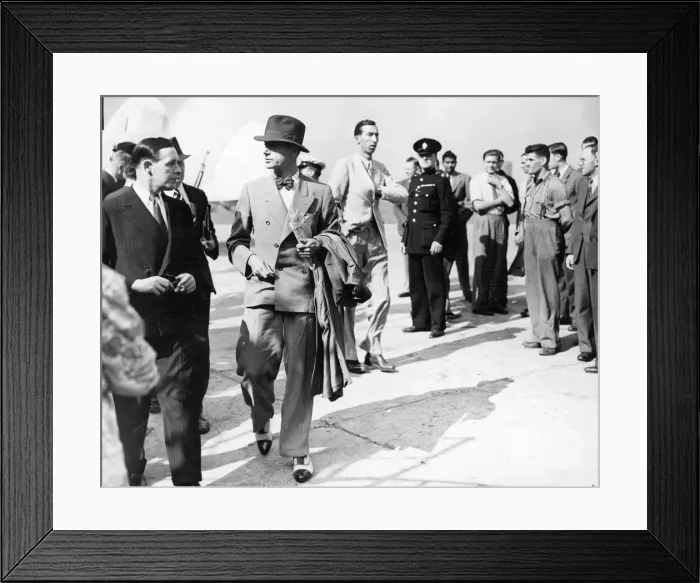 Framed Print : Former MI6 officer Sir Paul Dukes seen here at Heston Airport just after returning Framed Print : Former MI6 officer Sir Paul Dukes seen here at Heston Airport just after returning