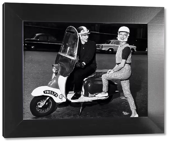 Mods beside scooter 1961