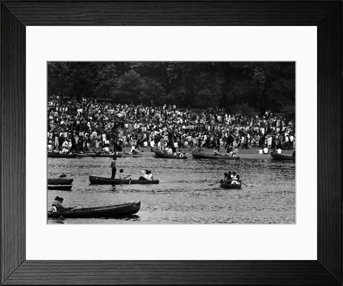 Framed Print : Pop fans and rowing boats on the Serpentine at The Rolling Stones concert at Hyde Park Framed Print : Pop fans and rowing boats on the Serpentine at The Rolling Stones concert at Hyde Park
