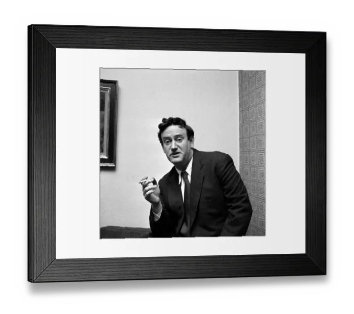 Framed Print : Wolf Mankowitz. 20th December 1957. J8033 Framed Print : Wolf Mankowitz. 20th December 1957. J8033